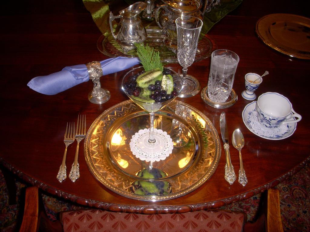 Shadowlawn Bed And Breakfast Кълъмбъс Екстериор снимка