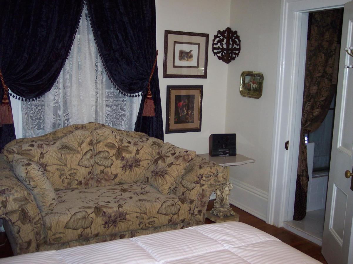 Shadowlawn Bed And Breakfast Кълъмбъс Екстериор снимка