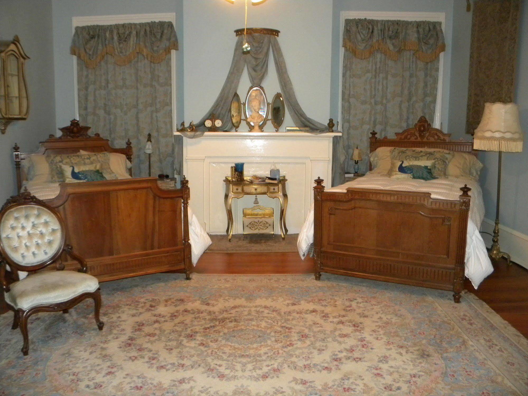Shadowlawn Bed And Breakfast Кълъмбъс Екстериор снимка