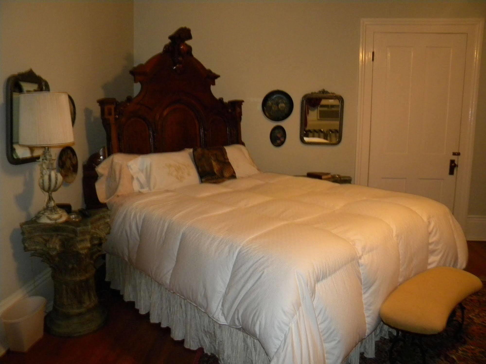 Shadowlawn Bed And Breakfast Кълъмбъс Екстериор снимка