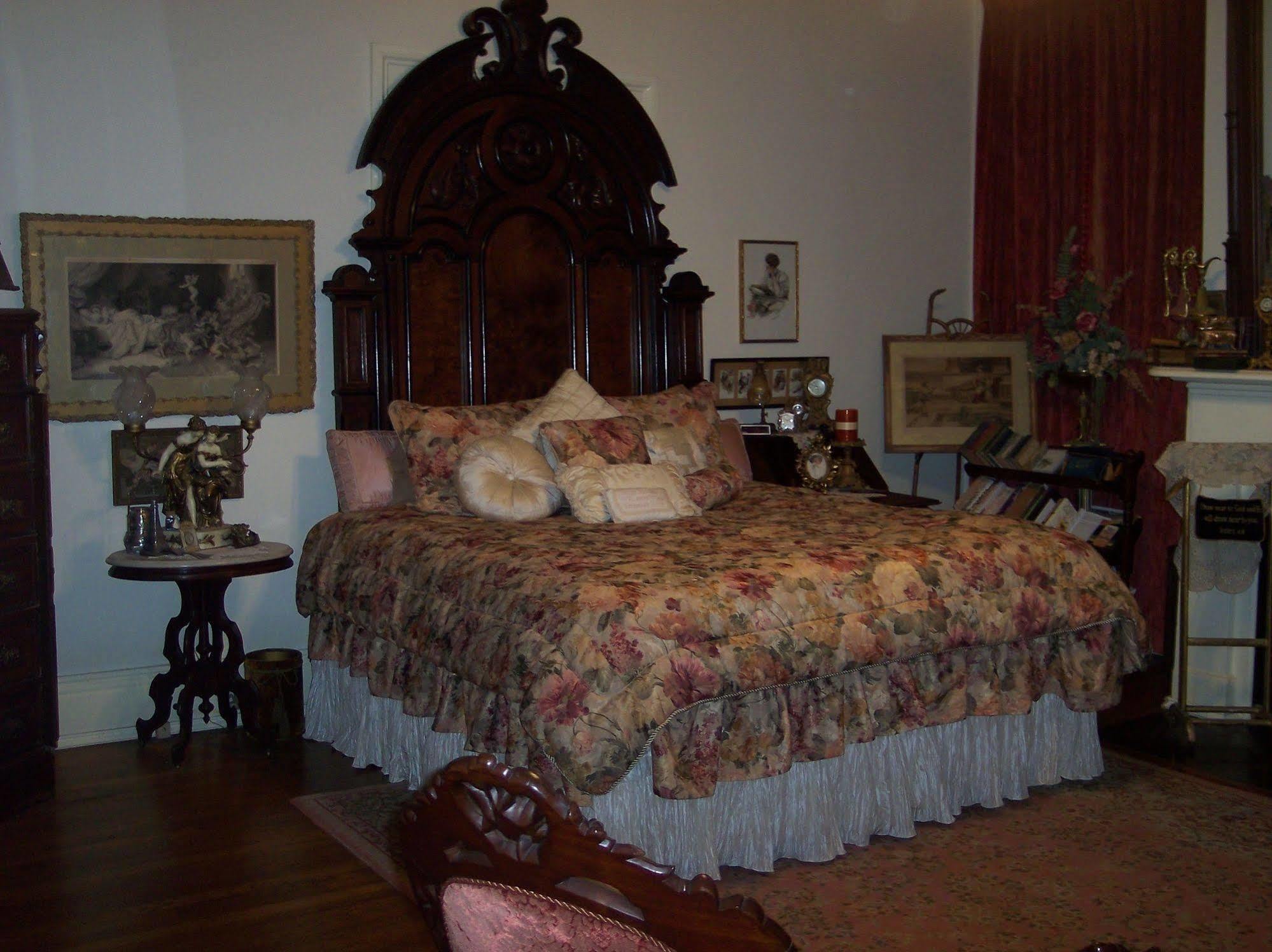 Shadowlawn Bed And Breakfast Кълъмбъс Стая снимка
